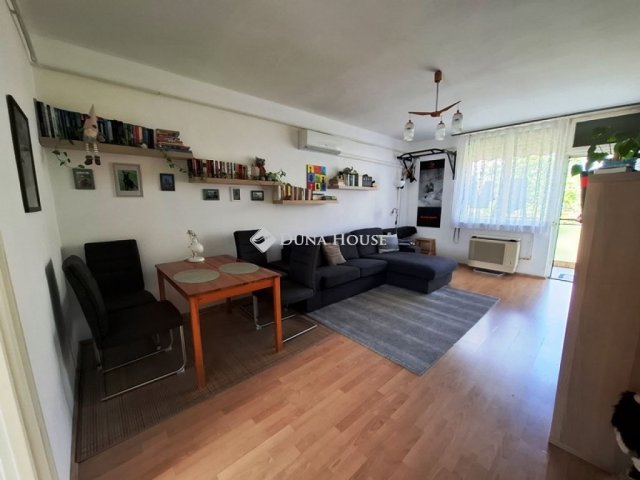 Eladó téglalakás, Budapesten, IV. kerületben 54.9 M Ft, 2 szobás