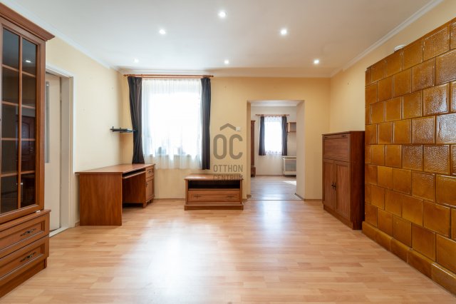 Eladó családi ház, Gödöllőn 83.115 M Ft, 2 szobás