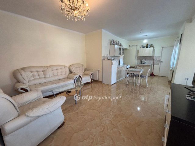 Eladó családi ház, Ságváron 46.9 M Ft, 2 szobás