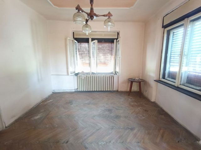 Eladó családi ház, Nagykátán 27.9 M Ft, 2 szobás