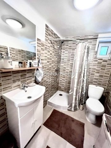 Eladó téglalakás, Pécsett 49.9 M Ft, 3 szobás