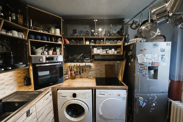 Eladó panellakás, Komlón 21.99 M Ft, 2+1 szobás