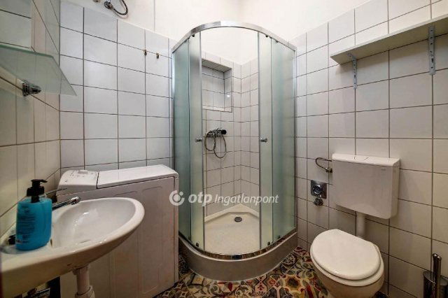 Eladó téglalakás, Budapesten, VIII. kerületben 79.9 M Ft