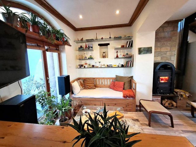 Eladó családi ház, Budapesten, XV. kerületben 124.9 M Ft