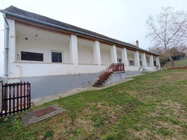 Eladó családi ház, Babarcon 15.5 M Ft, 5 szobás