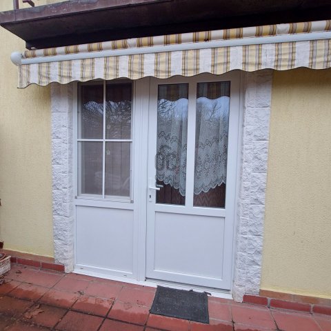 Eladó nyaraló, Dombóváron 32 M Ft, 3 szobás