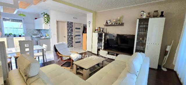 Eladó családi ház, Debrecenben 114.9 M Ft, 4 szobás