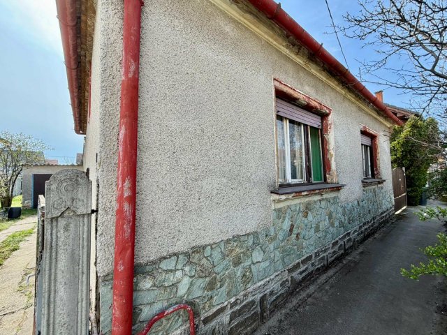 Eladó családi ház, Sárváron 38.5 M Ft, 3 szobás