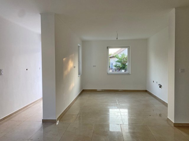 Eladó családi ház, Dunaharasztin 120 M Ft, 6 szobás