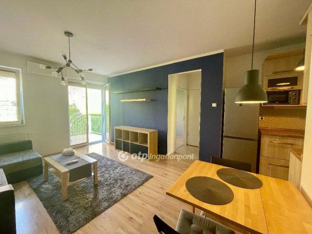 Kiadó téglalakás, albérlet, Budapesten, VIII. kerületben