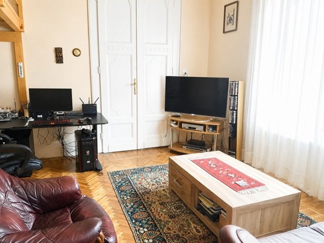 Eladó téglalakás, Budapesten, VII. kerületben 92 M Ft, 3 szobás