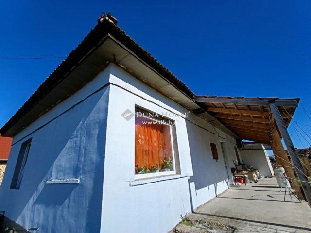 Eladó családi ház, Tápiószentmártonon 25.9 M Ft, 4 szobás
