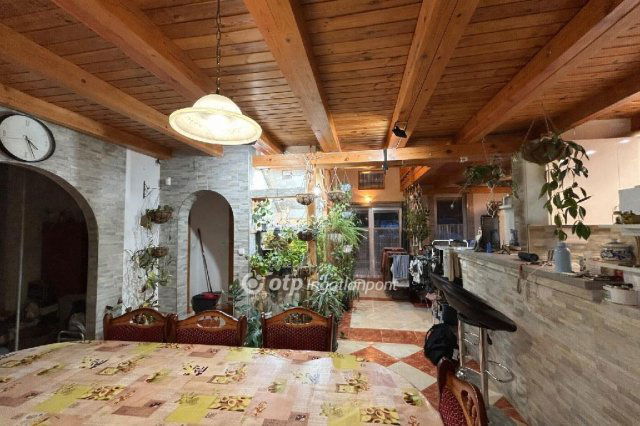 Eladó ikerház, Szigetszentmiklóson 96.9 M Ft, 4+2 szobás