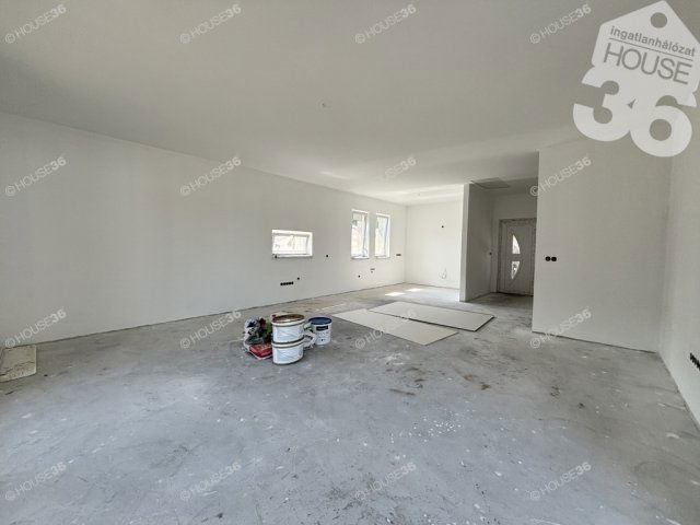 Eladó ikerház, Kecskeméten 69 M Ft, 4 szobás