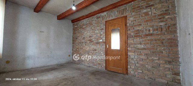 Eladó családi ház, Ölbőn 13.9 M Ft, 2 szobás