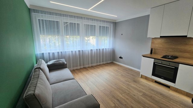Kiadó téglalakás, albérlet, Szegeden, Vadász utcában