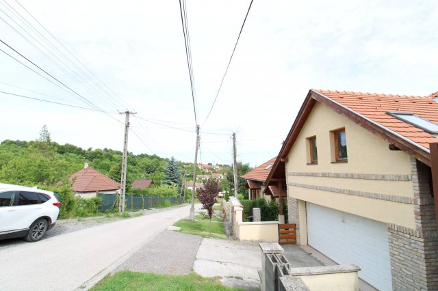 Eladó sorház, Aszódon, Tavasz utcában 59 M Ft, 2 szobás