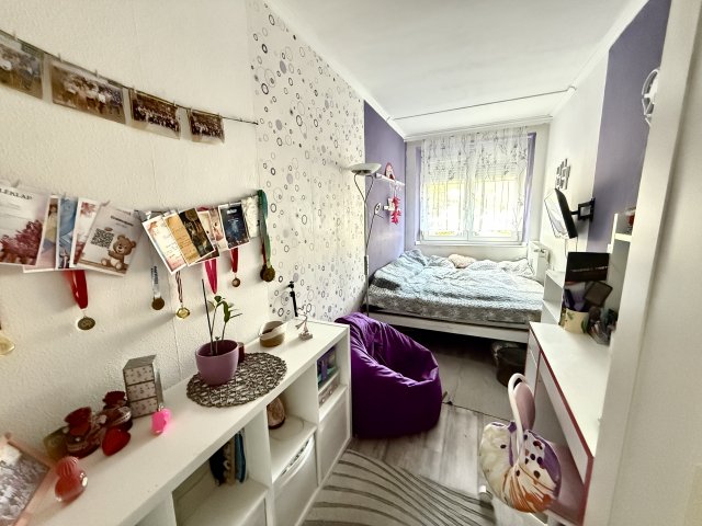 Eladó panellakás, Miskolcon 34.99 M Ft, 2+1 szobás