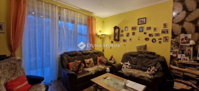 Eladó családi ház, Tabon 54.9 M Ft, 4 szobás