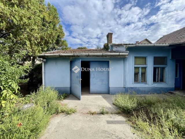 Eladó családi ház, Lajosmizsén 40.5 M Ft, 2 szobás