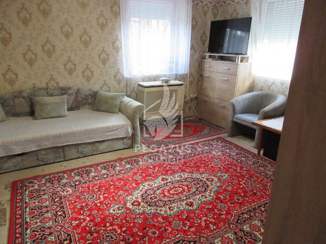 Eladó családi ház, Ózdon 15.9 M Ft, 2 szobás