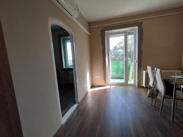 Eladó téglalakás, Tiszaújvárosban 21.99 M Ft, 1+1 szobás