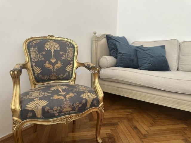 Eladó téglalakás, Budapesten, V. kerületben 259.9 M Ft, 3 szobás