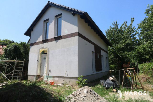 Eladó ikerház, Szegeden 112 M Ft, 4 szobás / költözzbe.hu