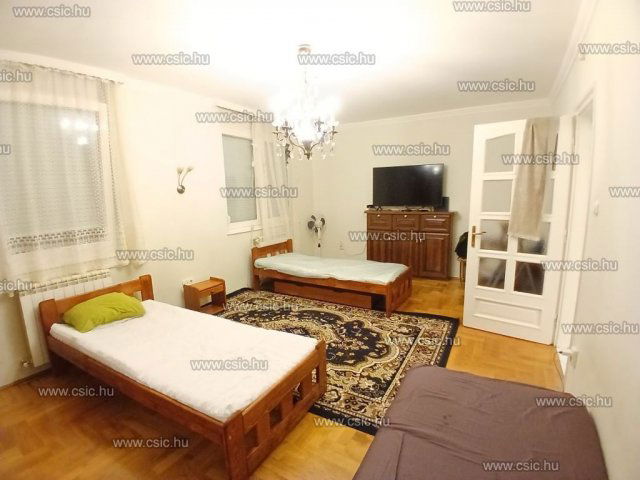 Eladó téglalakás, Budapesten, XIV. kerületben 148 M Ft, 3 szobás