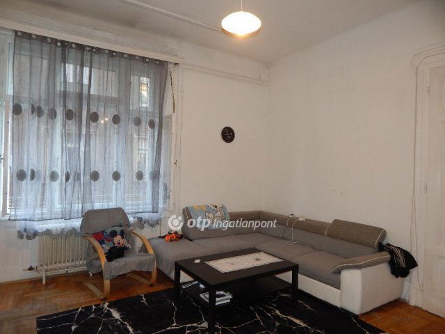 Eladó téglalakás, Budapesten, VIII. kerületben 61.9 M Ft