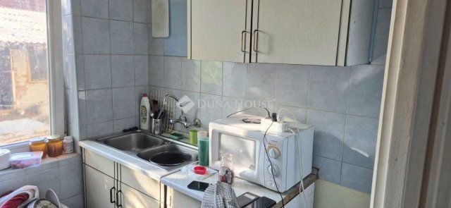 Eladó családi ház, Hódmezővásárhelyen, Ádám utcában