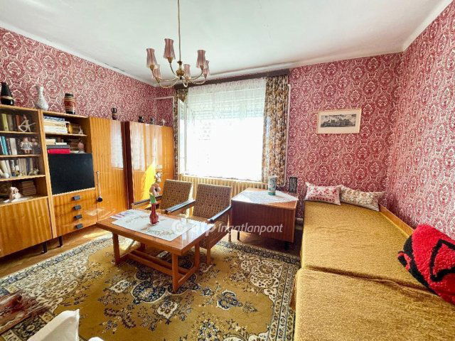 Eladó családi ház, Csikóstőttősön 22.9 M Ft, 4 szobás