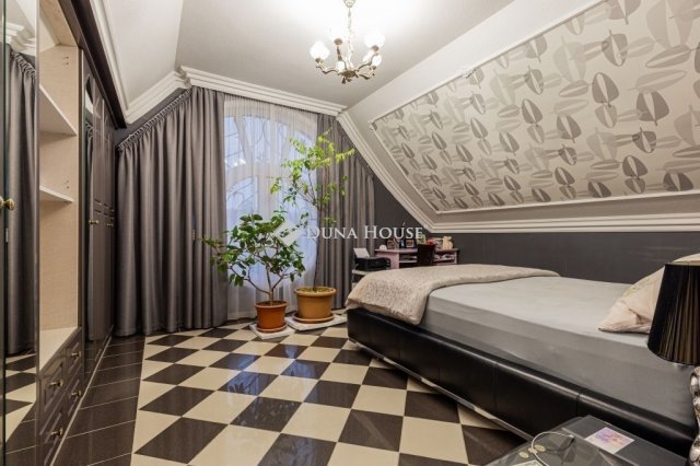 Eladó családi ház, Budapesten, XIV. kerületben 399 M Ft