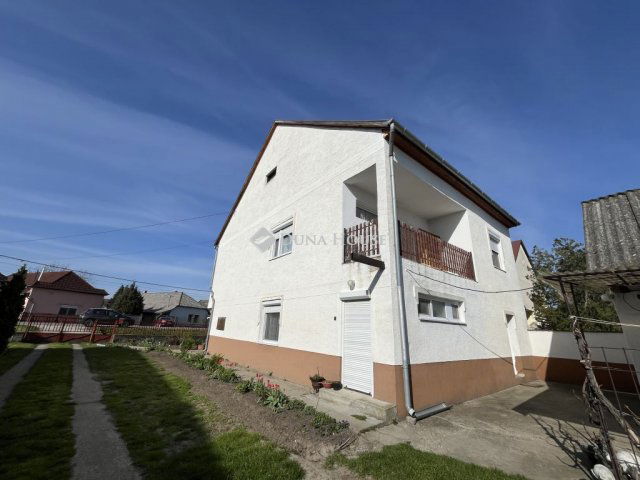 Eladó családi ház, Dunaszentgyörgyön 58 M Ft, 4 szobás