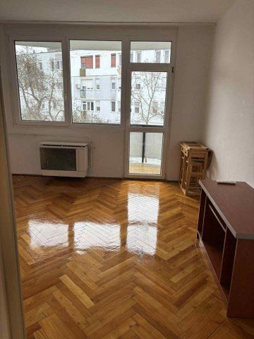 Eladó panellakás, Nyíregyházán 0.11 M Ft, 1 szobás