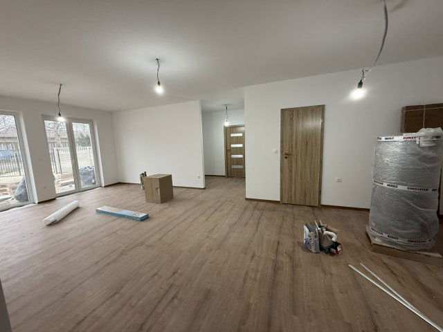 Eladó családi ház, Bicskén 90 M Ft, 4 szobás