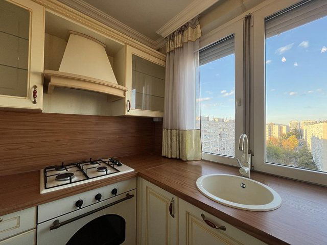 Eladó panellakás, Budapesten, III. kerületben 78.9 M Ft, 3 szobás