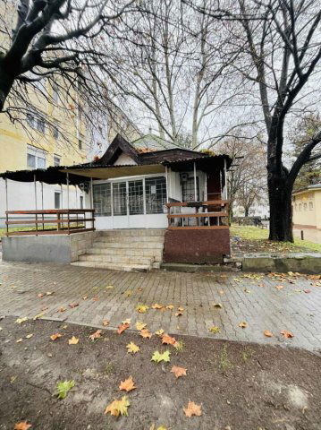 Eladó üzlethelyiség, Komáromban 18 M Ft, 1 szobás