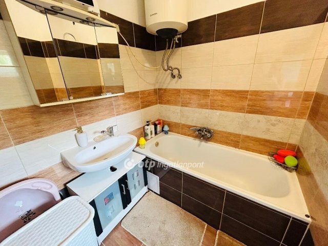 Eladó családi ház, Gávavencsellőn 14.9 M Ft, 2 szobás