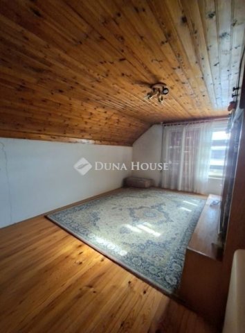 Eladó családi ház, Tápiószecsőn 74.9 M Ft, 6 szobás