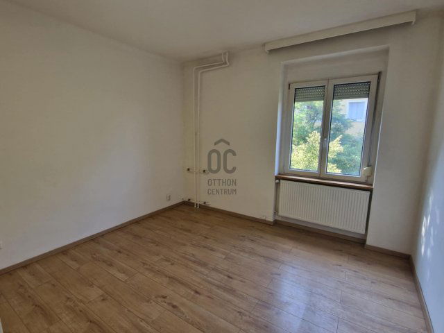 Eladó téglalakás, Tatabányán 39.9 M Ft, 2 szobás
