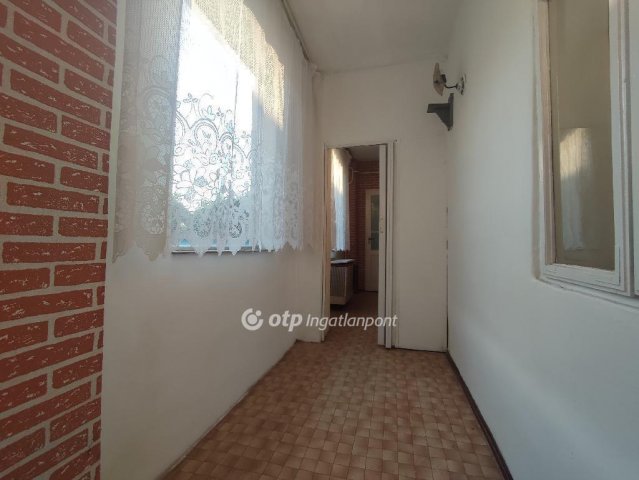 Eladó családi ház, Vámospércsen 33 M Ft, 3+1 szobás