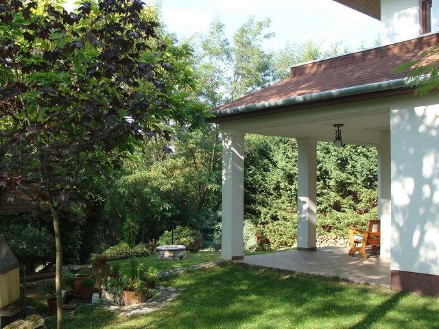 Kiadó családi ház, albérlet, Komáromban 350 E Ft / hó