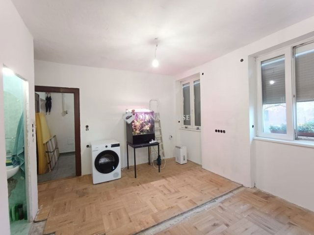 Eladó téglalakás, Budapesten, X. kerületben 43.9 M Ft, 1 szobás