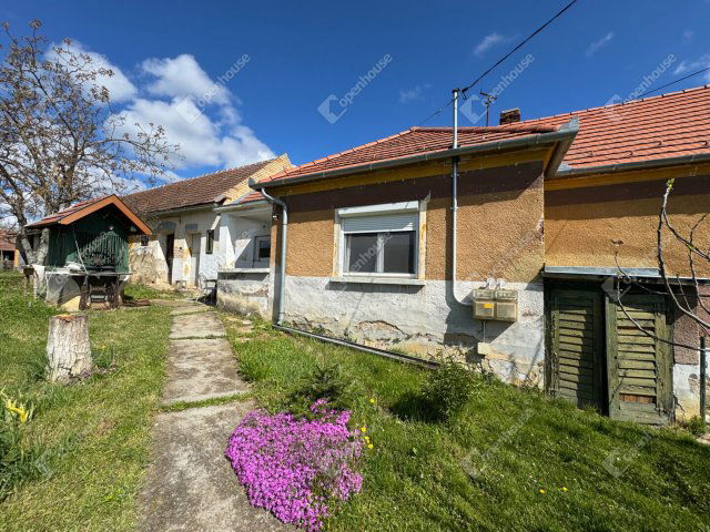 Eladó családi ház, Vaspörön 18.9 M Ft, 2 szobás