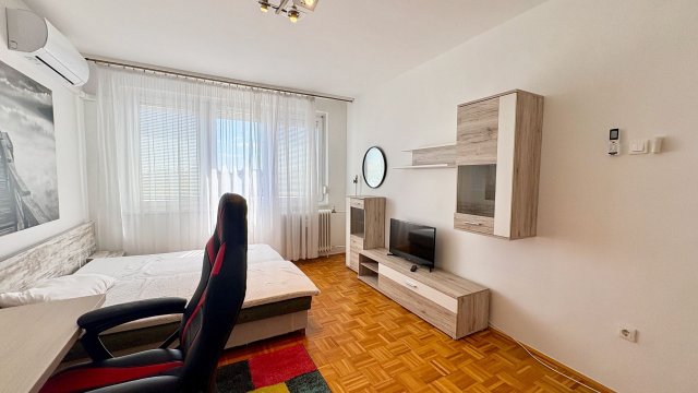 Kiadó téglalakás, albérlet, Debrecenben 220 E Ft / hó, 2 szobás