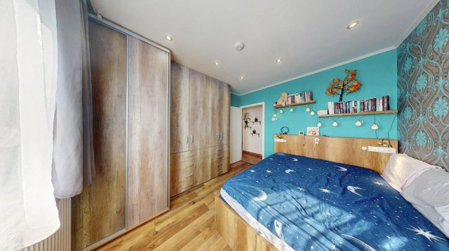 Eladó panellakás, Celldömölkön 29.9 M Ft, 2+1 szobás