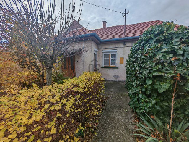 Eladó családi ház, Annavölgyben 44 M Ft, 3 szobás