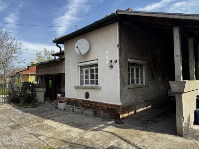 Eladó családi ház, Algyőn 69 M Ft, 3+1 szobás