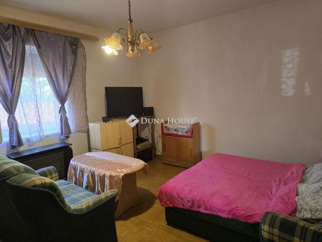 Eladó családi ház, Örkényen 26 M Ft, 2 szobás